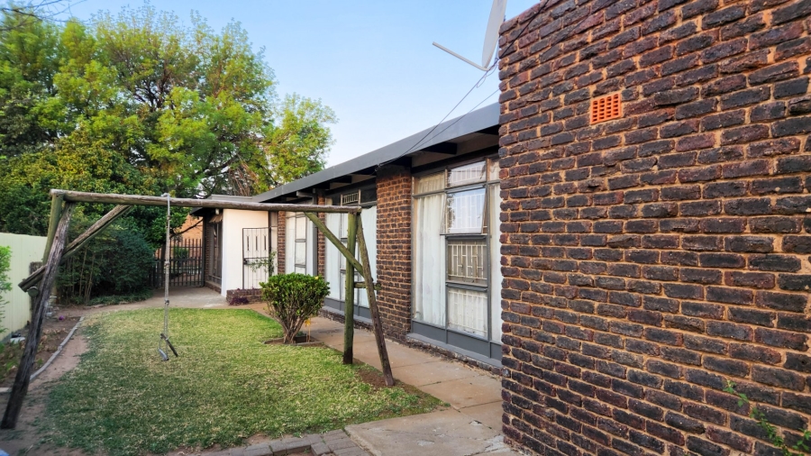 3 Bedroom Property for Sale in Flamwood North West